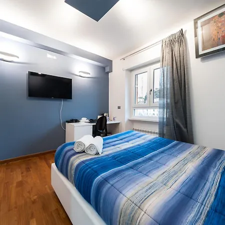 Il Rosso E Il Blu 4* Rom