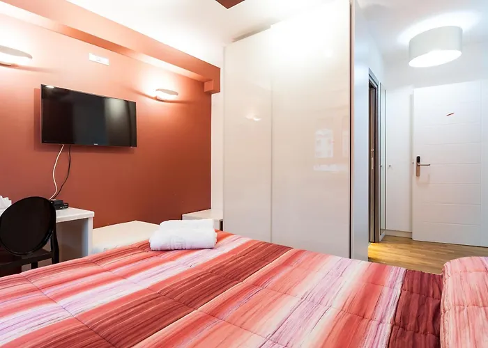 Il Rosso E Il Blu Róma