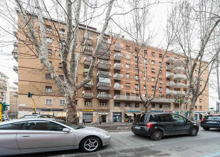 イル ロッソ エ リ ブル ゲストハウス 4*