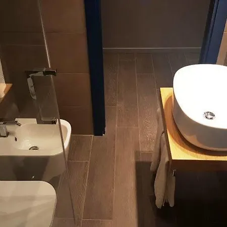 红与蓝酒店