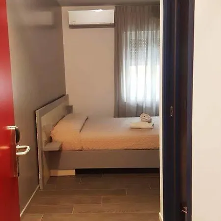 Il Rosso E Il Blu Roma